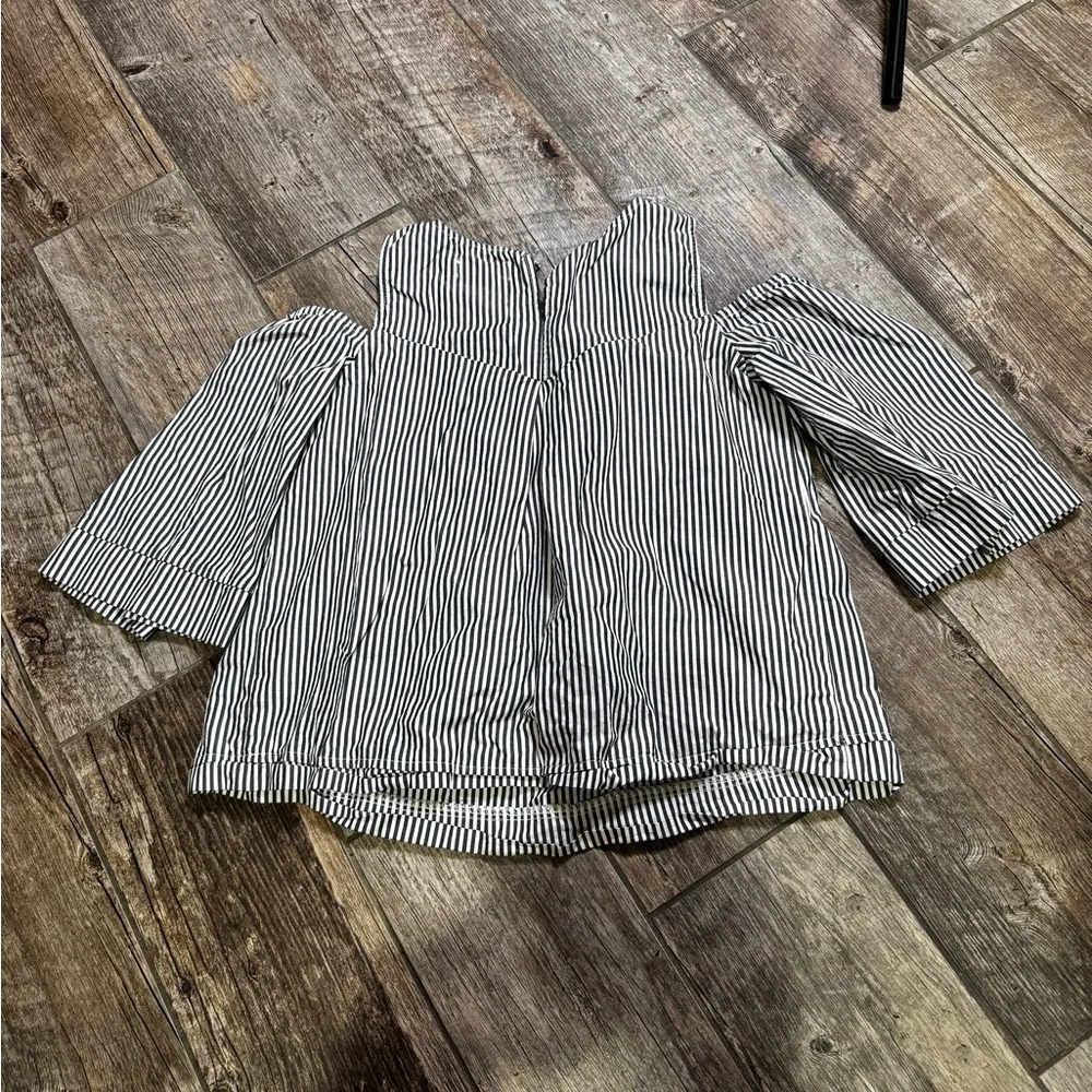 Shirt​​​